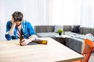 Signs of alcoholism and what to look for in an alcohol use disorder